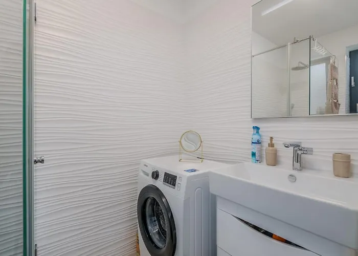 Tea Deluxe With Private Pool Apartamento Malinska