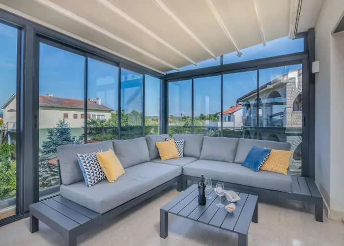 Tea Deluxe With Private Pool Apartamento