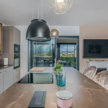 Apartment Tea Deluxe With Private Pool *