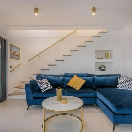 Apartman Tea Deluxe With Private Pool Malinska