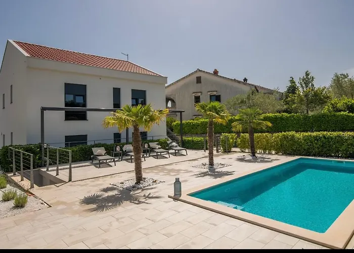 Apartman Tea Deluxe With Private Pool *
