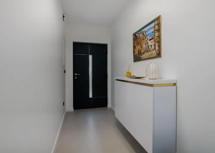 Tea Deluxe With Private Pool